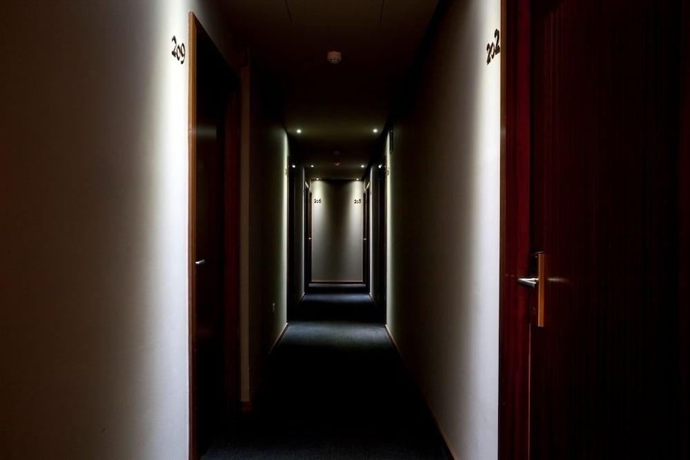 Stay Hotel Porto Centro Antas Екстер'єр фото