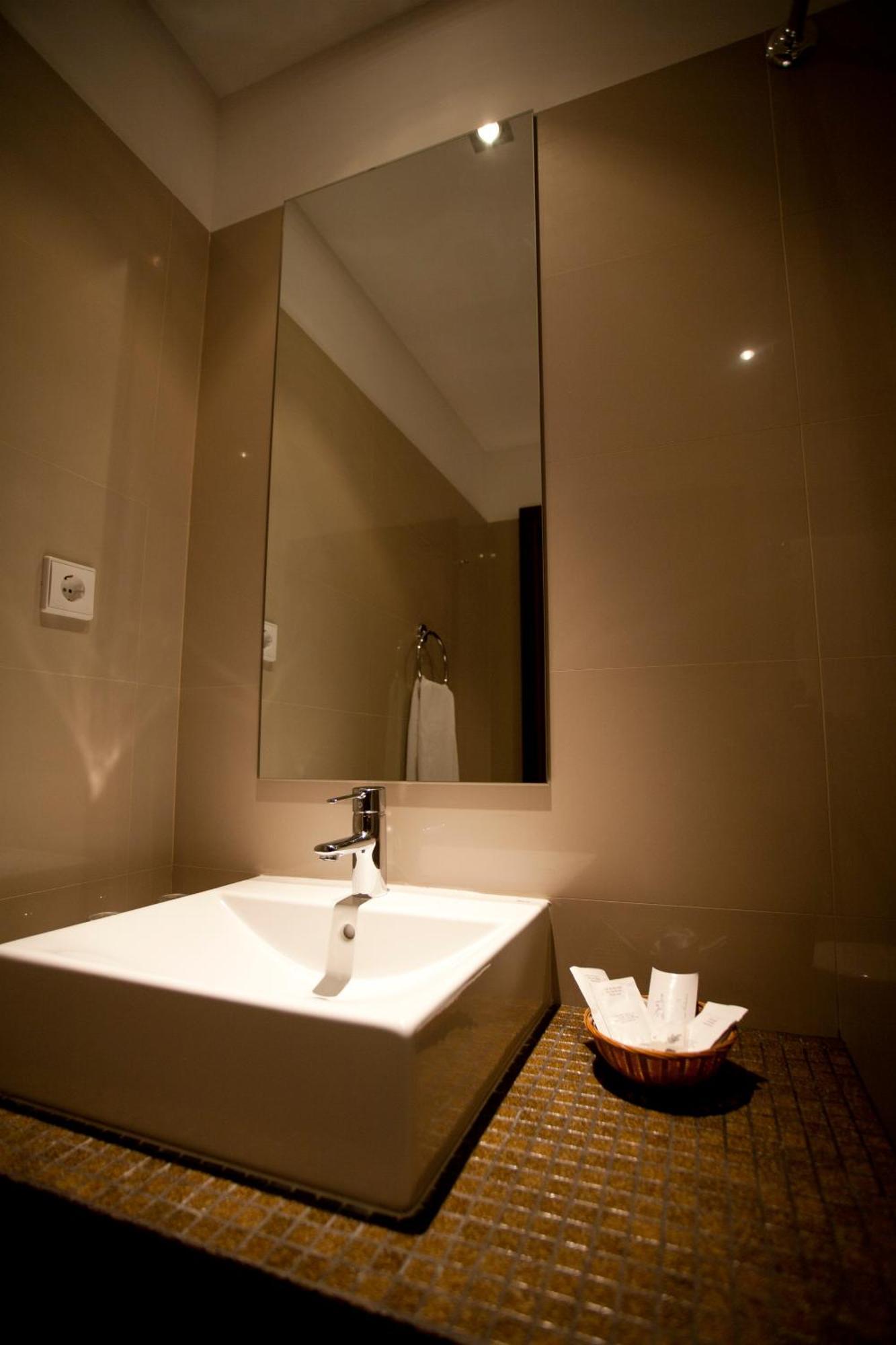 Stay Hotel Porto Centro Antas Екстер'єр фото